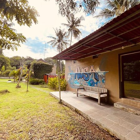 Apit Lawang Villas & Resto Batununggul Kültér fotó