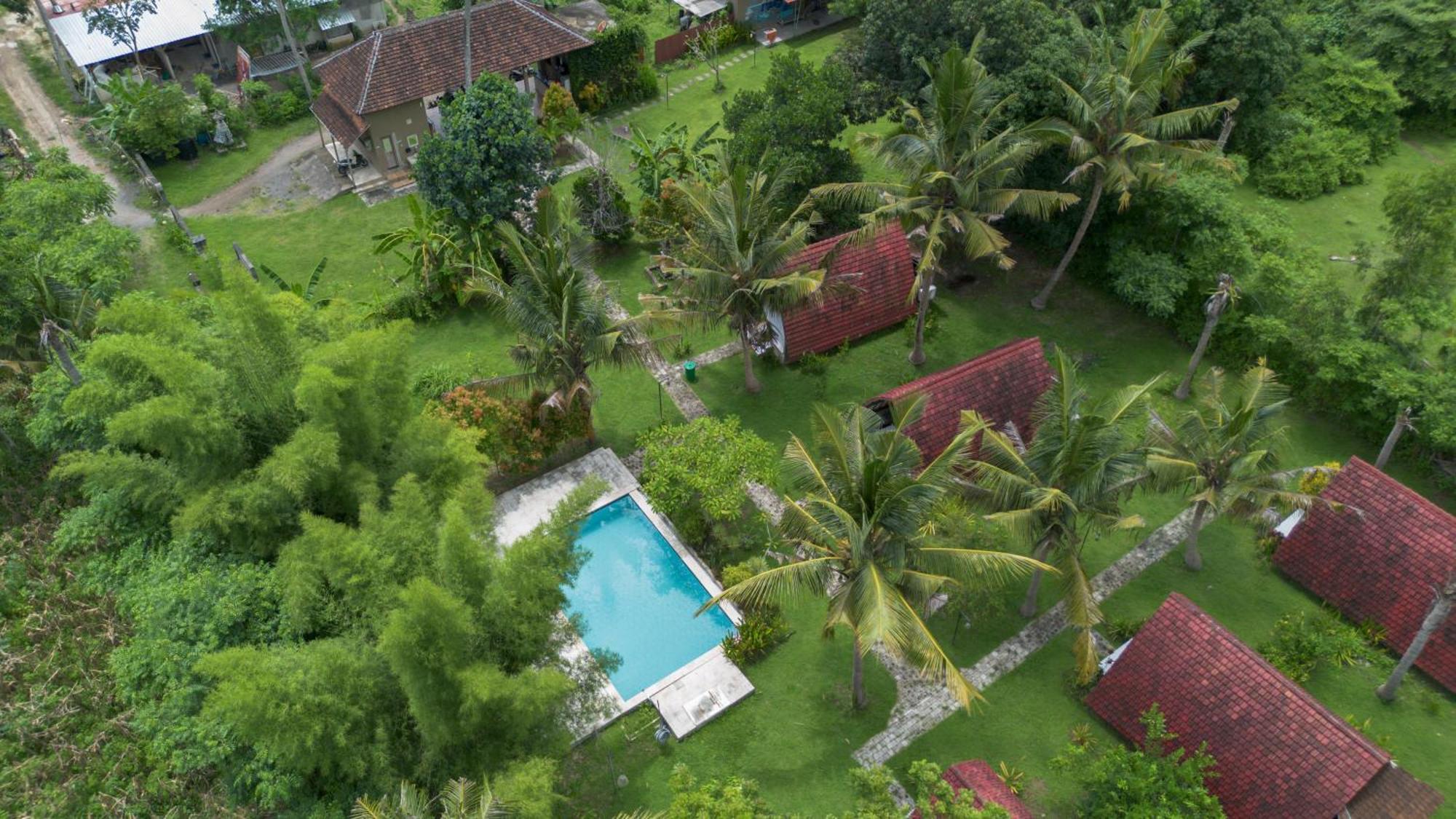 Apit Lawang Villas & Resto Batununggul Kültér fotó