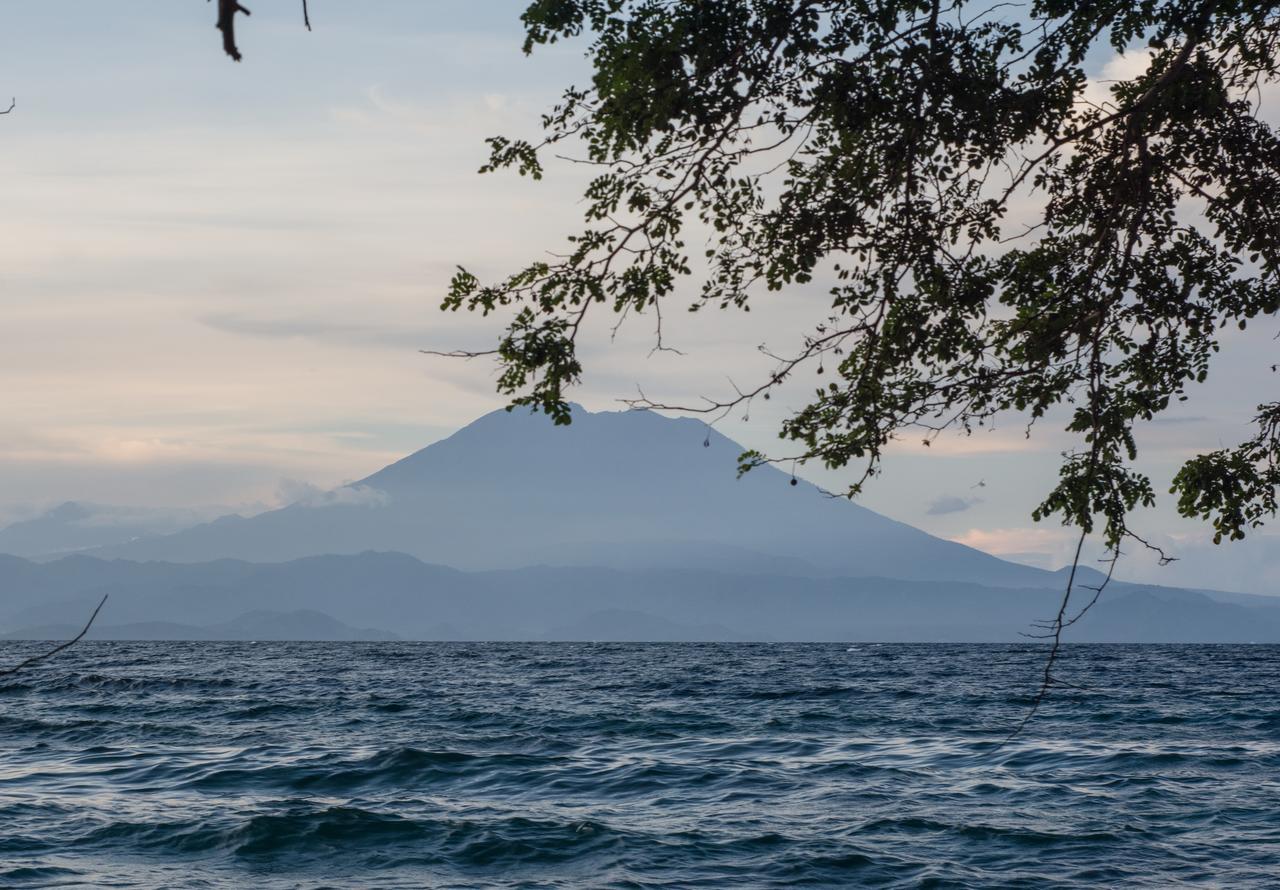 Apit Lawang Villas & Resto Batununggul Kültér fotó